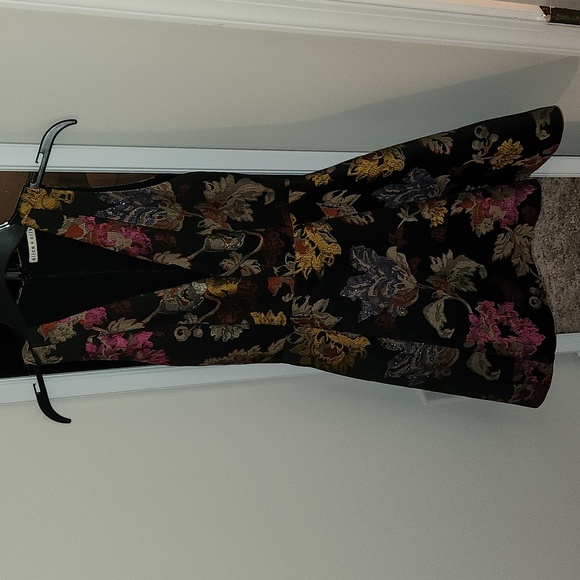 Alice & Olivia Oriental Floral Dress Size 0 - Picture 4 of 7